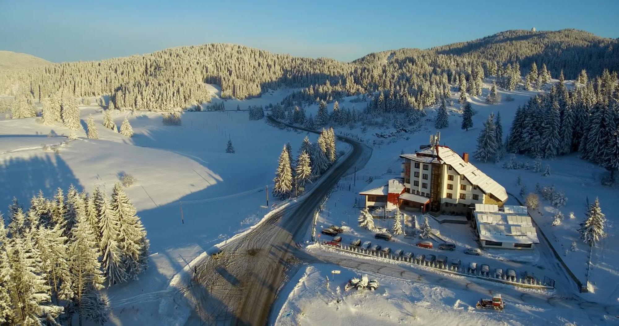 Hotel Coop Rozhen Pamporovo Buitenkant foto